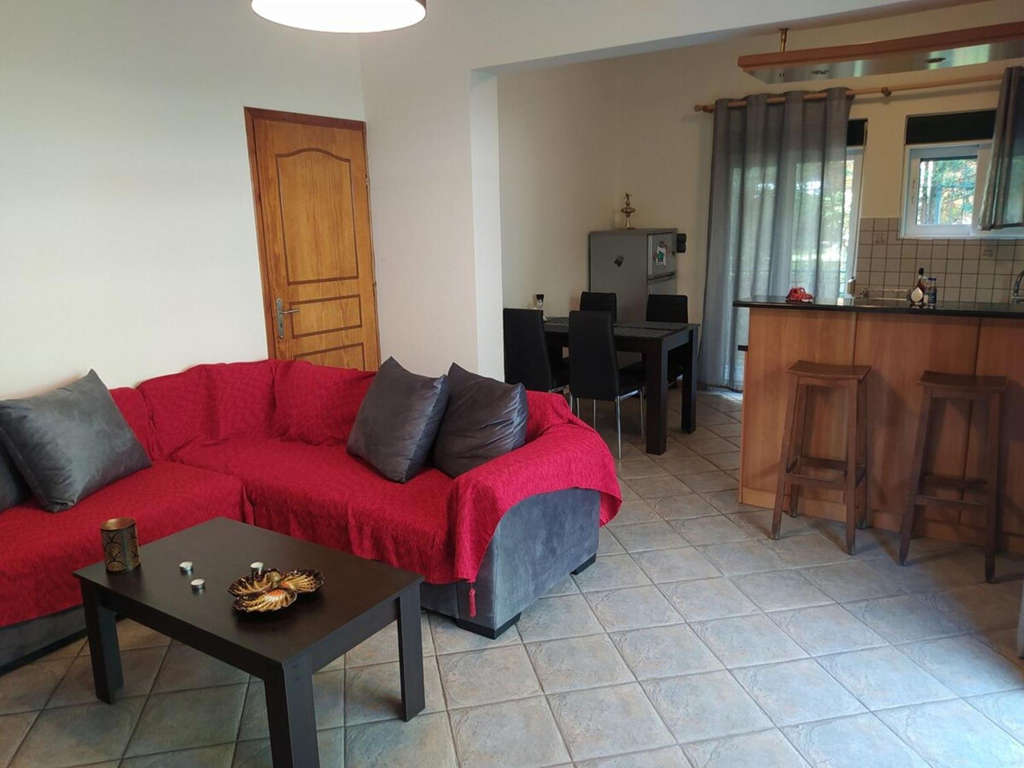 Marousi Comfy Apartment With Balcony Ateny Zewnętrze zdjęcie
